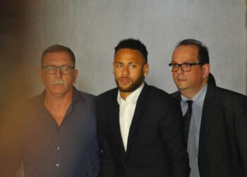 Advogado de Najila: Neymar se complicou após depoimento