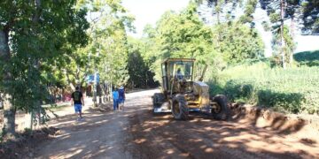Nova Alvorada: Secretaria Municipal de Obras realizou o patrolamento do trecho que liga Morangueira à Passo da Laje