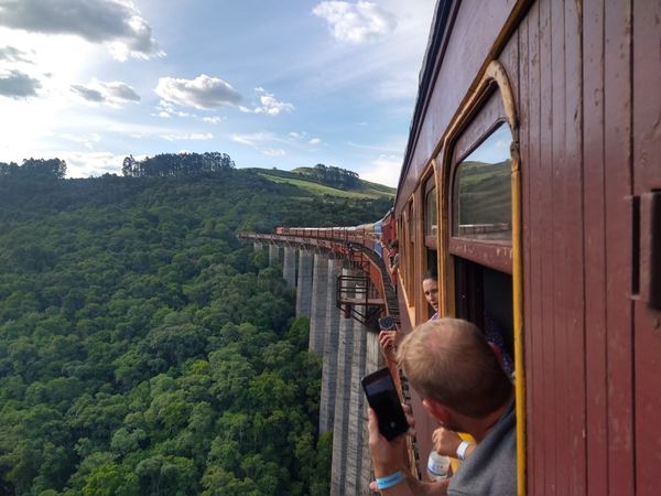 Trem dos Vales proporcionou momentos inesquecíveis para cerca de 32 mil pessoas na Ferrovia do Trigo