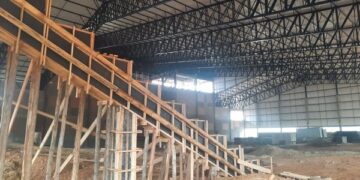 GUAPORÉ | Obras da arquibancada e piso lateral darão nova cara ao Ginásio Municipal Multiuso
