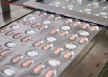 Vacina da Pfizer que previne ômicron e infecções deve ficar pronta em março