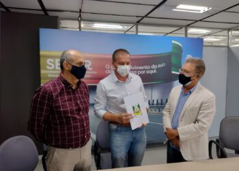 ITAPUCA | Prefeito municipal assina convênio com o Governo Estadual para obra de pavimentação através do Programa Pavimenta