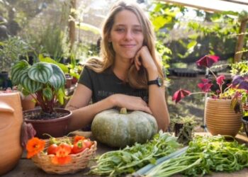 GUAPORÉ | Érika Canton ensina a cultivar alimentos em harmonia com a natureza