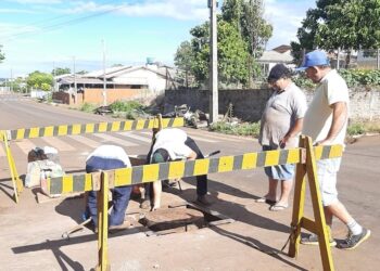ALTO ALEGRE | Secretaria de Obras Urbanas soluciona problema em Poço de Visita do esgoto
