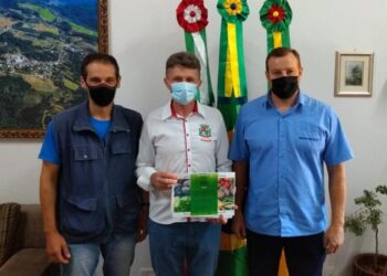 DOUTOR RICARDO | Entrega do relatório e parceria com a Emater