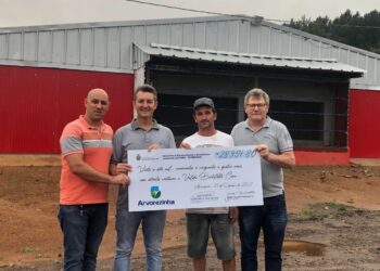 ARVOREZINHA | Governo municipal retoma lei de incentivos para produtores de aves e suínos