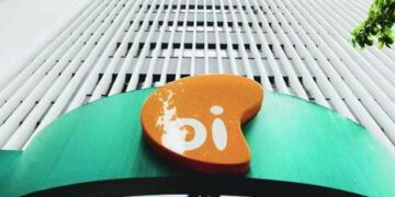 Clientes da Oi serão divididos entre Tim, Vivo e Claro; entenda
