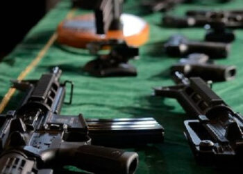 Bandidos assaltam casa de armas em Lajeado e queimam carro na fuga