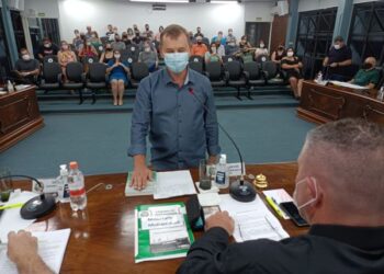 GUAPORÉ | Subtenente Scalco toma posse na Câmara de Vereadores