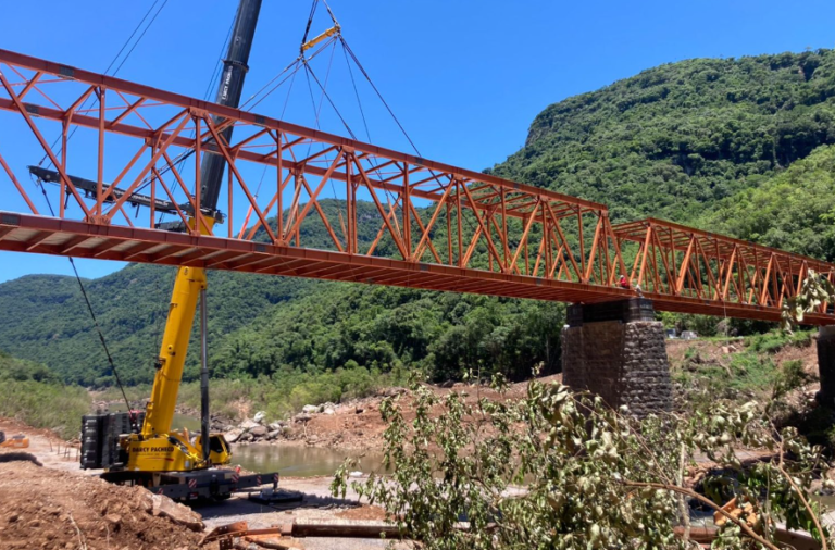 Ponte de ferro entre Nova Roma do Sul e Farroupilha já tem data para ser inaugurada