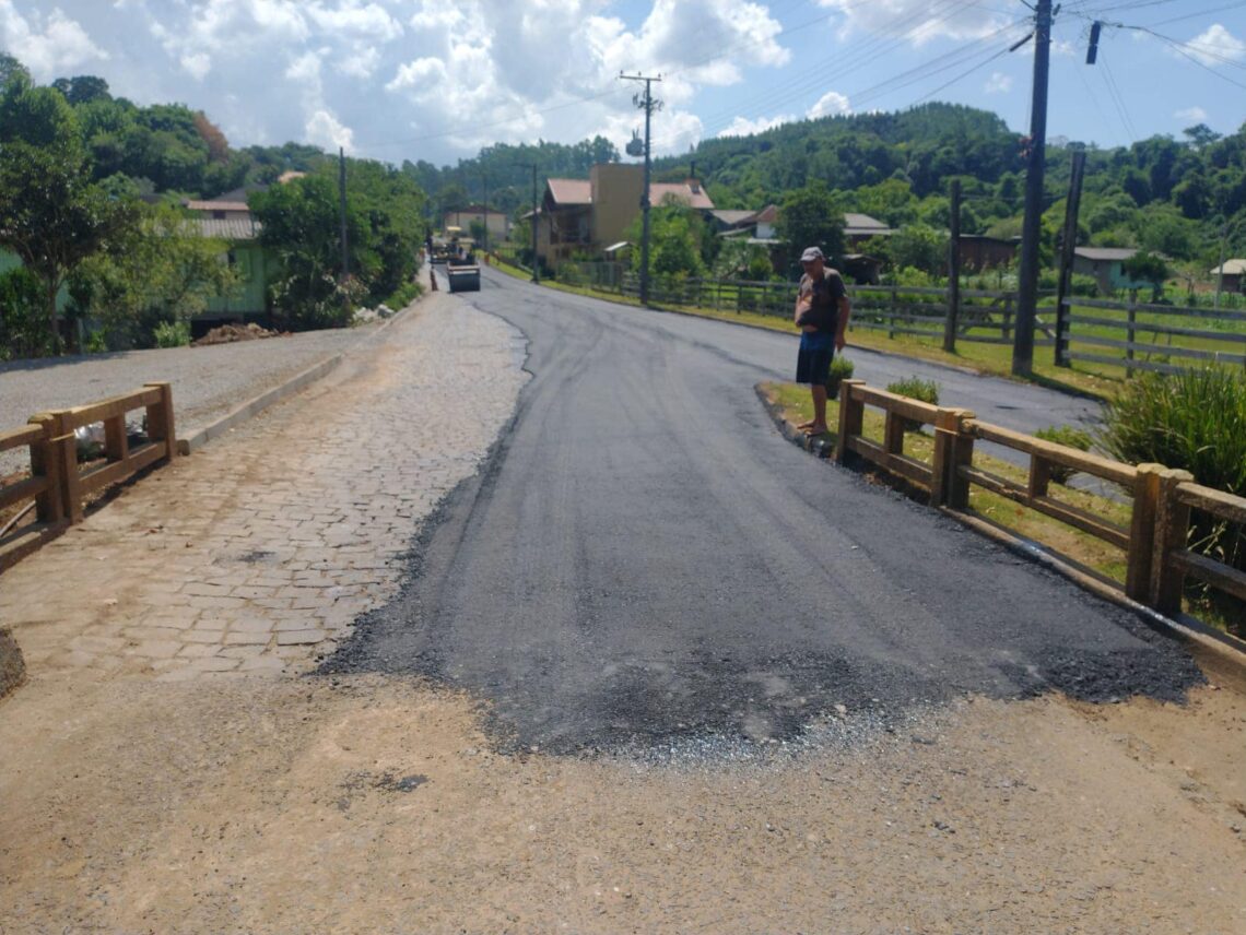 ANTA GORDA | Pavimentação na Vila Borghetto