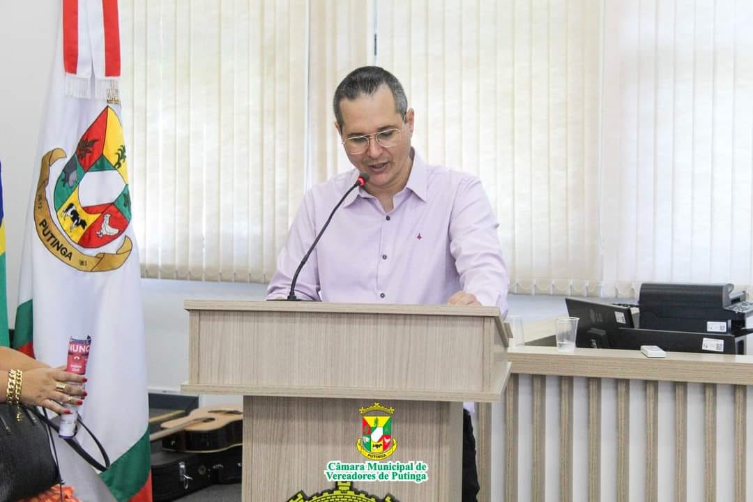 PUTINGA | Vereador Joel Beltrame pede revisão de contrato com a Corsan e debate sobre futuro de prédio histórico ao lado da Igreja Matriz