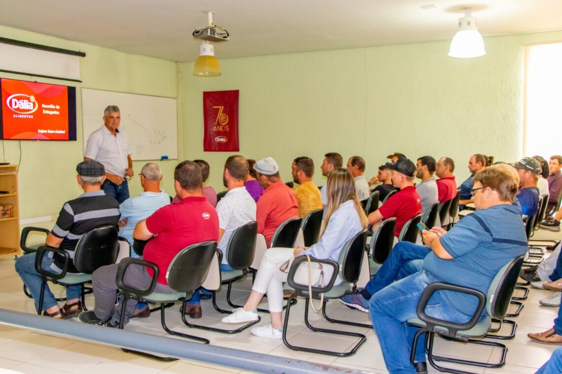Dália reúne delegados