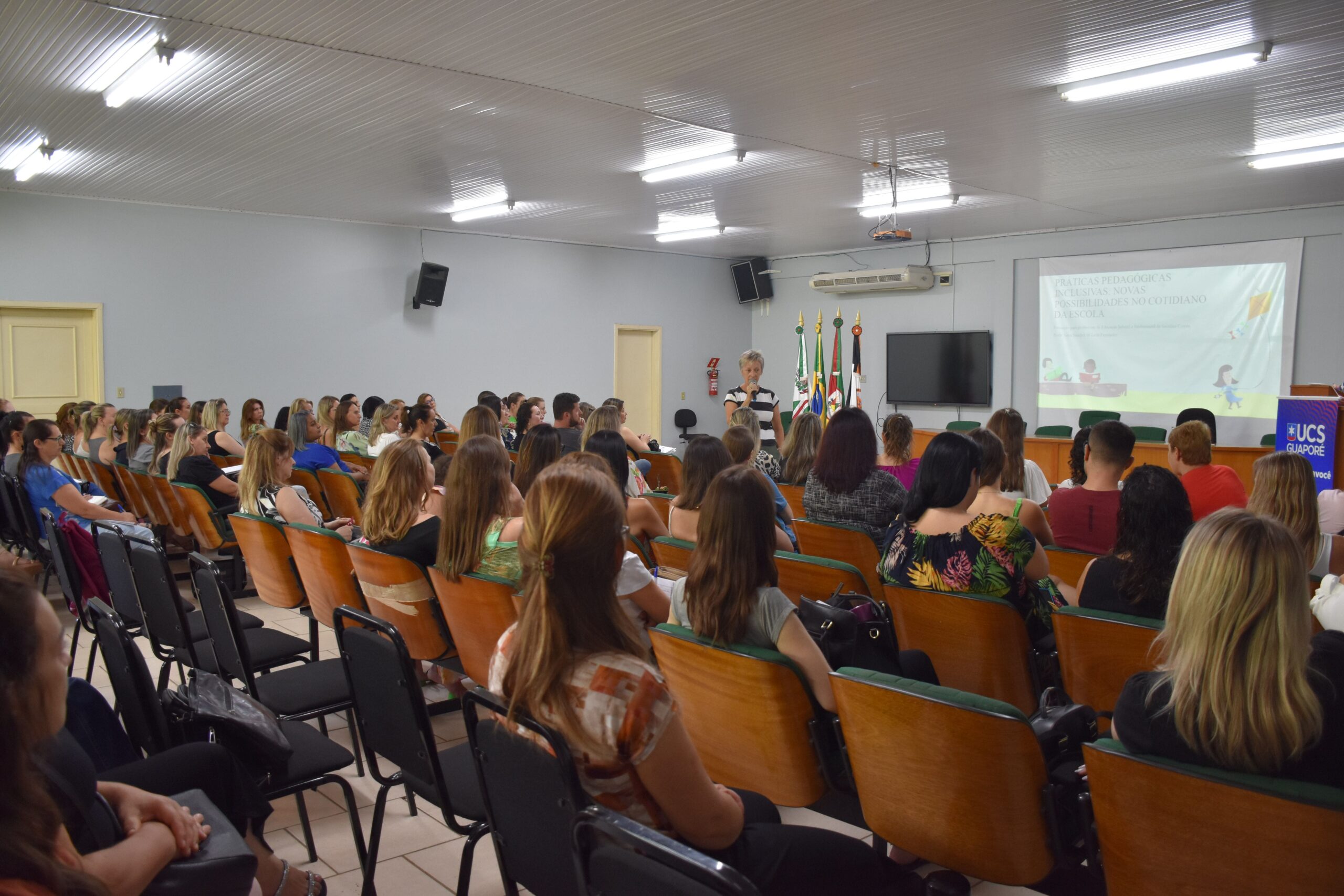 SERAFINA CORRÊA | Formação para Professores com o Tema Práticas Pedagógicas Inclusivas: Novas Possibilidades no Cotidiano da Escola