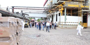 Jovens associados visitam a cooperativa