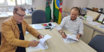 Assinado convênio para construção da ponte que liga os municípios de Anta Gorda e Guaporé