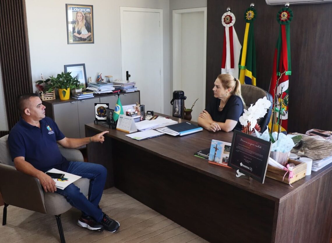 FORTALEZA DOS VALOS | Prefeita Municipal recebeu em seu Gabinete o Presidente do Legislativo para uma conversa construtiva, de interesse dos dois poderes e troca de ideias.