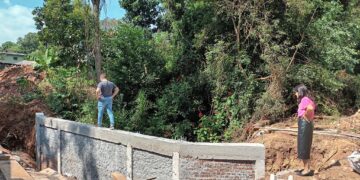 CAMPOS BORGES | Reestabelecimento de Bueiro Rua Presidente Costa e Silva