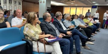 FORTALEZA DOS VALOS | Prefeita Marcia Rossatto Fredi, Cumpre Agenda em Porto Alegre