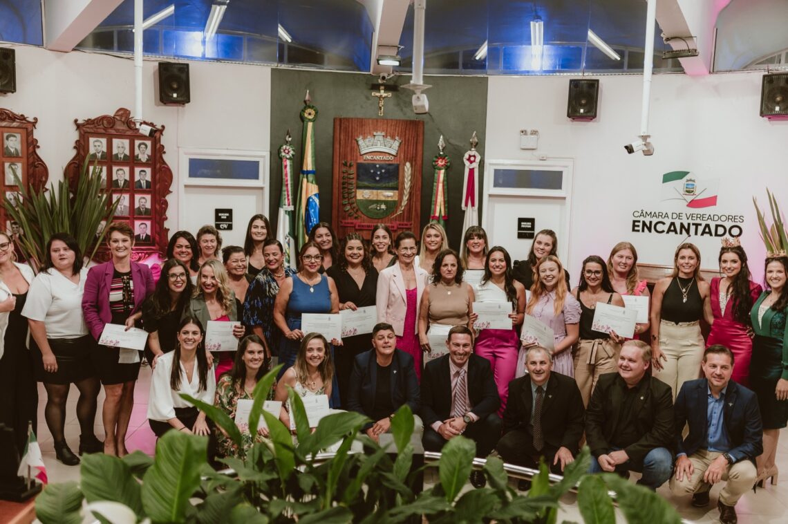 ENCANTADO | Câmara de Vereadores realiza homenagens no Dia da Mulher