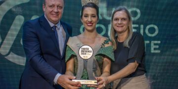 TROFÉU IMPRENSA 2024 | Edifício Comercial Ari Roman é símbolo do potencial econômico de Arvorezinha