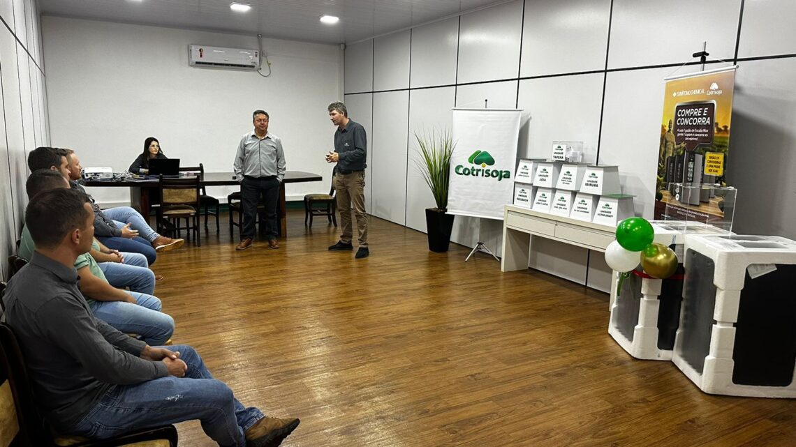 Cotrisoja e Sumitomo premiam associados com 19 cervejeiras