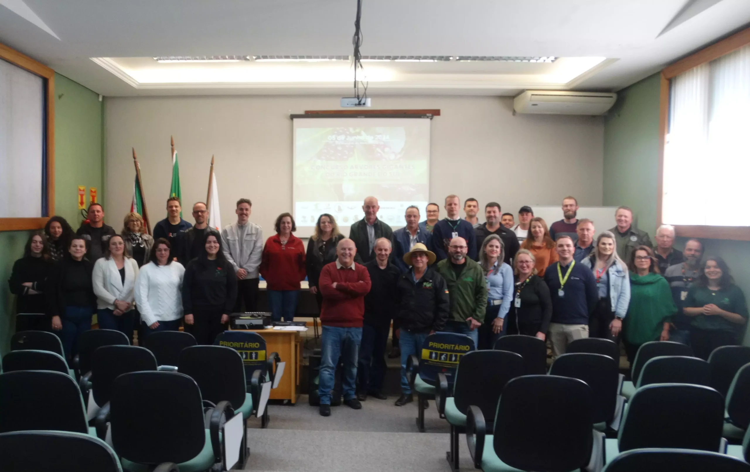 Coprel participa do lançamento da 2ª edição do Concurso Árvores Gigantes