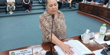 GUAPORÉ | Eronita Teresinha Gonçalves da Silva assume cadeira na Câmara de Vereadores