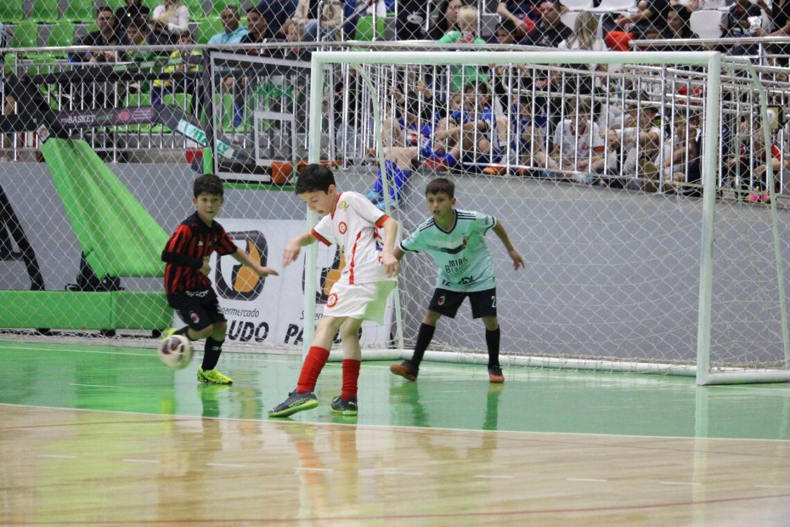 Mais de 50 equipes participarão da 2ª Copa AGE de Futsal
