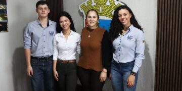 FORTALEZA DOS VALOS | Prefeita Marcia Rossatto Fredi Recebe Comissão de Jovens do Sindicato Rural de Cruz Alta