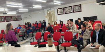 Vereadores passam por treinamento sobre vedações legais 