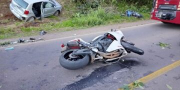 DOIS LAJEADOS | Acidente com motocicletas e automóvel deixou cinco feridos