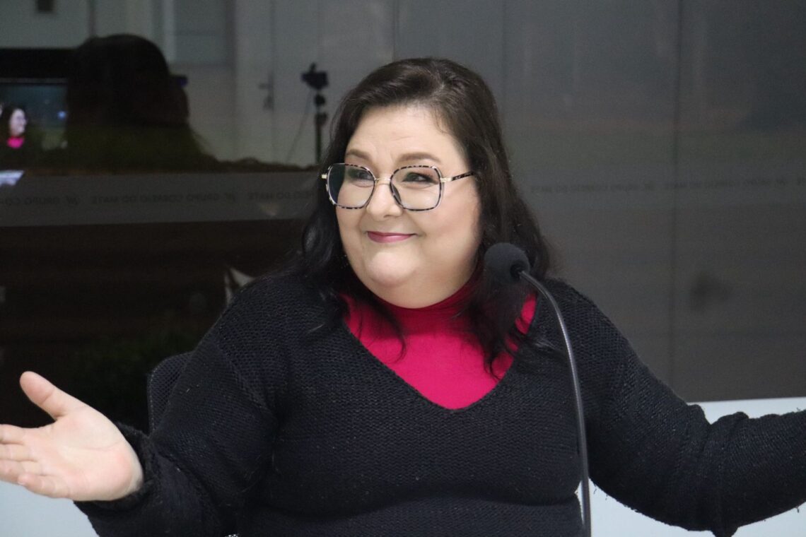 MATE PAPO | Jônia Pezenti explica arteterapia e fala de sua paixão pelas orquídeas