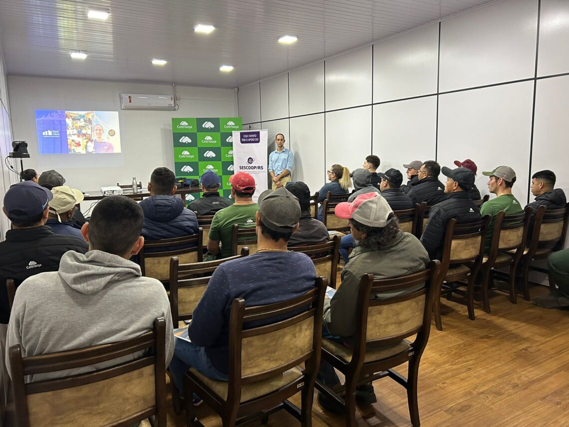Secagem de grãos foi tema de capacitação na Cotrisoja