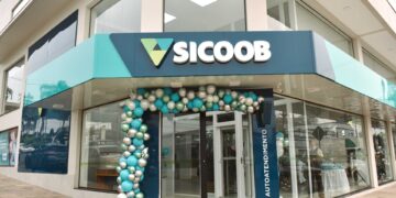 Sicoob inaugura agência em novo endereço no Centro de Encantado