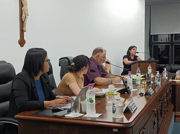 GUAPORÉ | Dois projetos de Lei votados na 35ª sessão ordinária