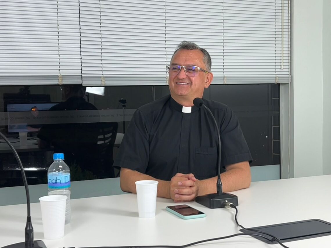 “Quem quiser estudar para padre, a igreja paga tudo”, afirma Padre Marcos Denardi da Paróquia de Espumoso