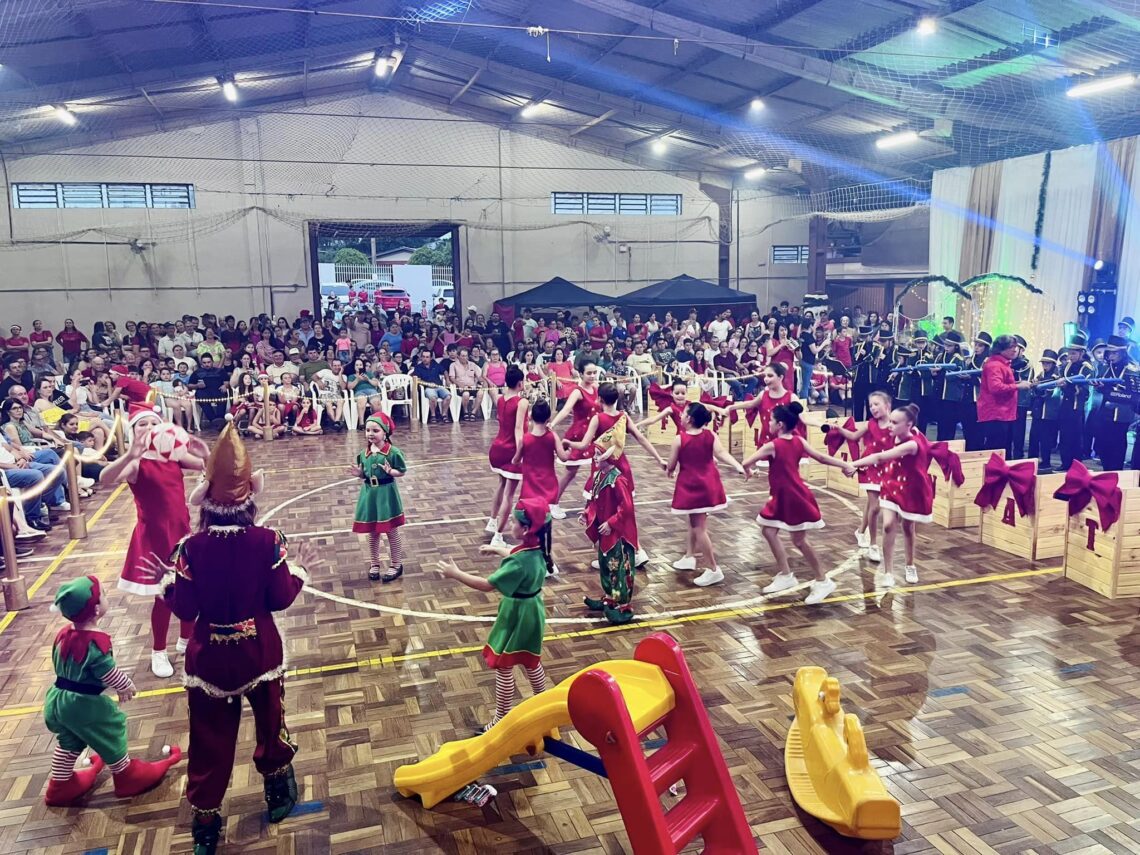 CAMPOS BORGES | A Magia do Natal: Um Encanto que Transforma