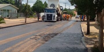 Avenida Maurício Cardoso de Campos Borges recebe mais obras de recapeamento