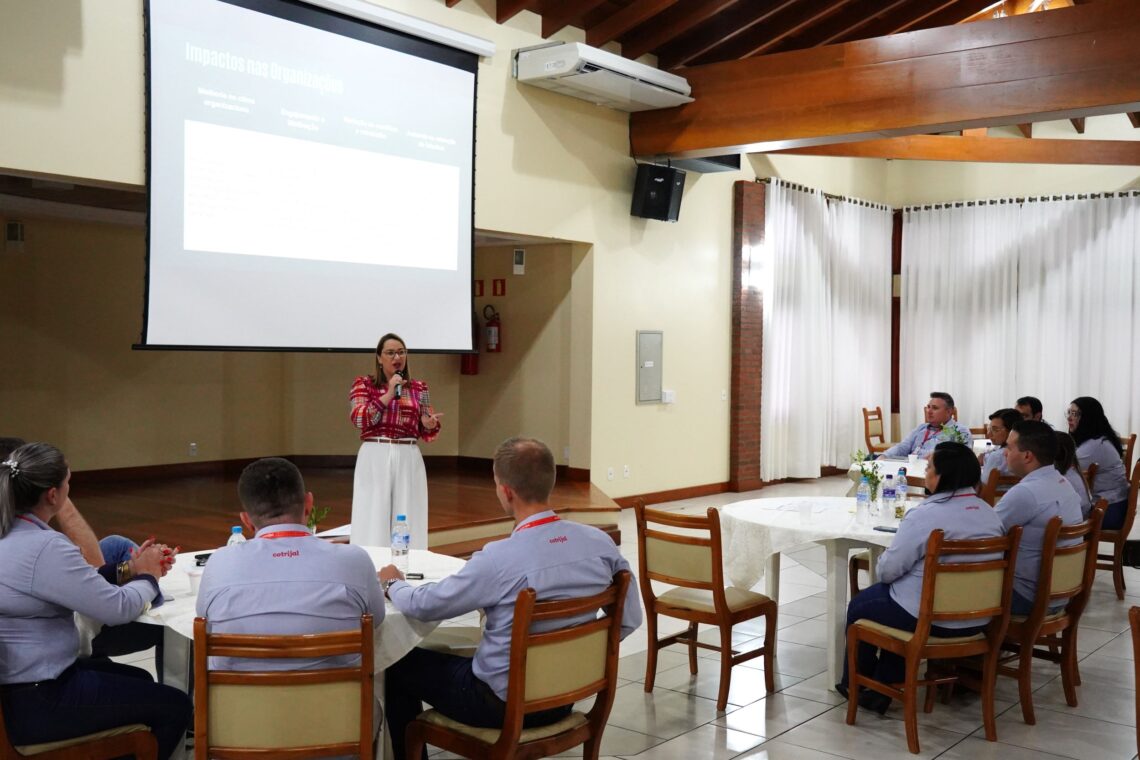 Coordenadores de supermercados participam de jornada de qualificação