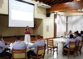 Coordenadores de supermercados participam de jornada de qualificação