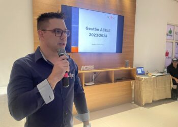 Henrique Kleber segue na presidência da Associação Comercial de Espumoso