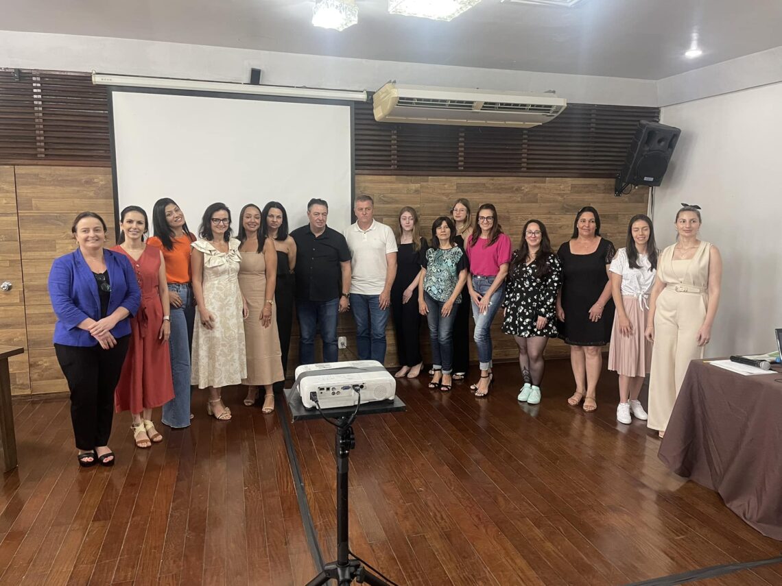 Consórcio Intermunicipal de Serviços do Vale do Taquari reuniu prefeitos e prefeitos eleitos em Estrela
