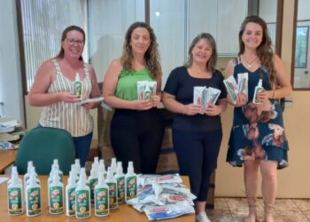 Secretarias de Saúde e Educação de Espumoso organizam kits de saúde e bem-estar para alunos da rede municipal
