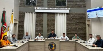 Ex-vereadores darão nome a salas do Poder Legislativo de Arvorezinha 