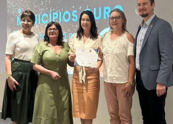 Quinze de Novembro Conquista o Selo Ouro de Compromisso com a Alfabetização