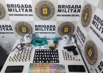 SERAFINA CORRÊA | Armas e drogas apreendidas pela Brigada Militar