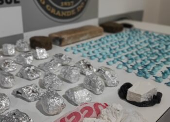 GUAPORÉ | Brigada Militar apreende quantidade significativa de drogas e dois são presos