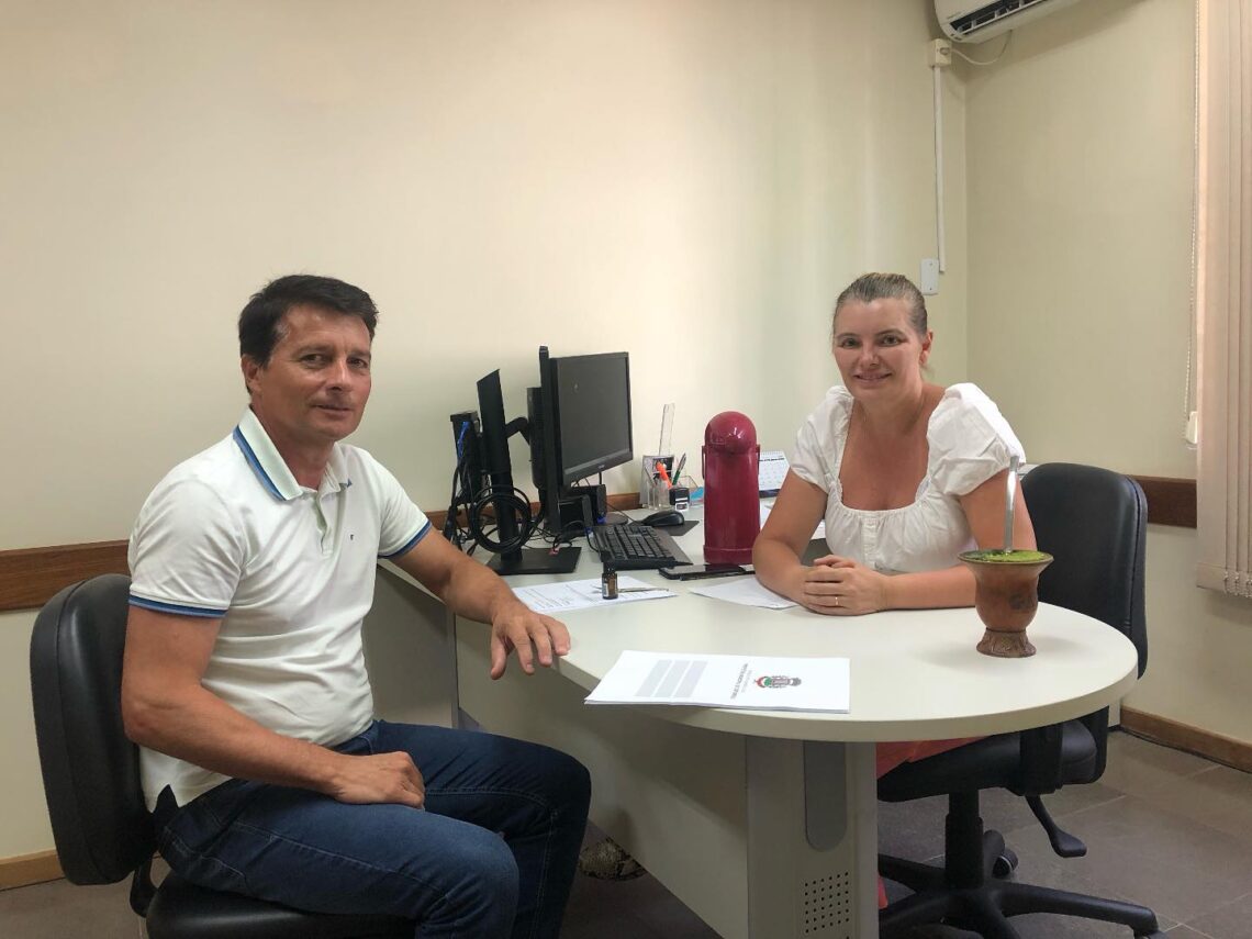 Diretor de Esportes de Espumoso visita Promotora de Justiça