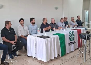 IBIRAPUITÃ | Lideranças participam de reunião sobre estiagem com autoridades estaduais